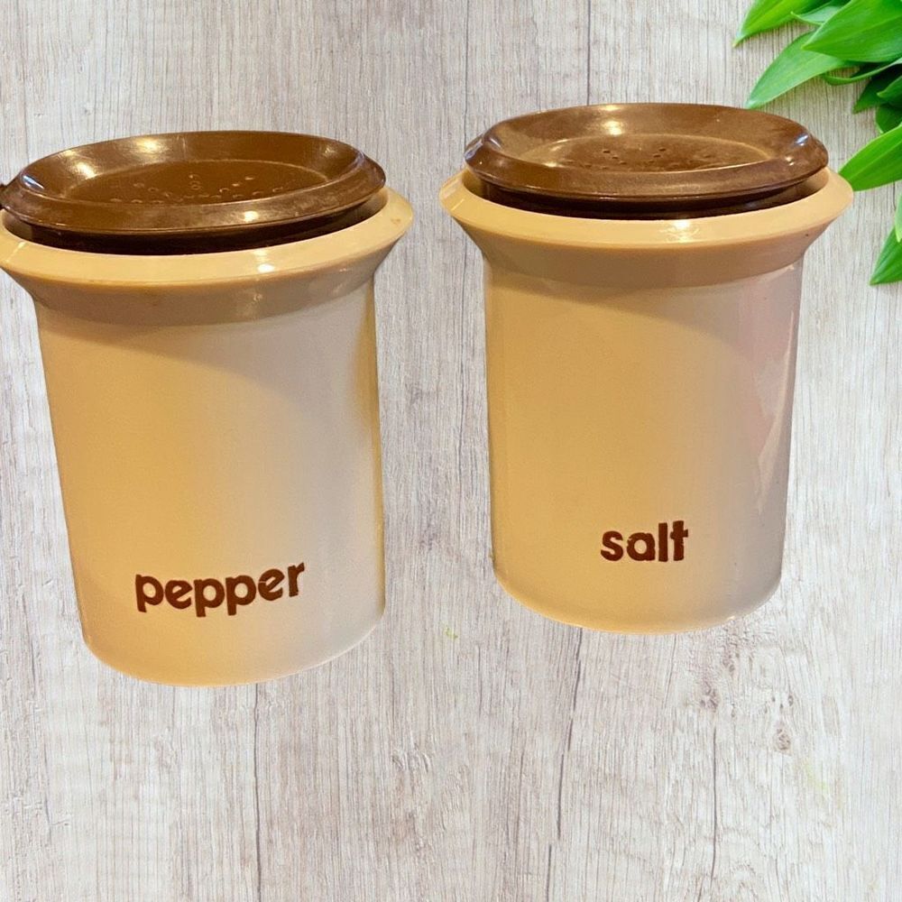 Vintage Salt Pepper Shakers 1970’s